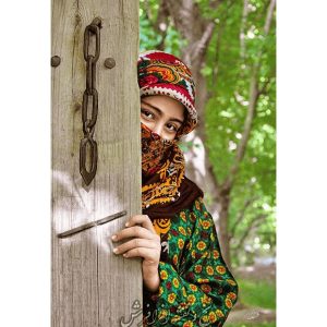 نخ و نقشه تابلو فرش دختر انتظار